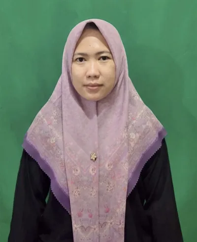 Iis Apriyanti, S.Pd