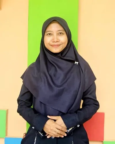 Selvi Nur Fitriah, S.Pd
