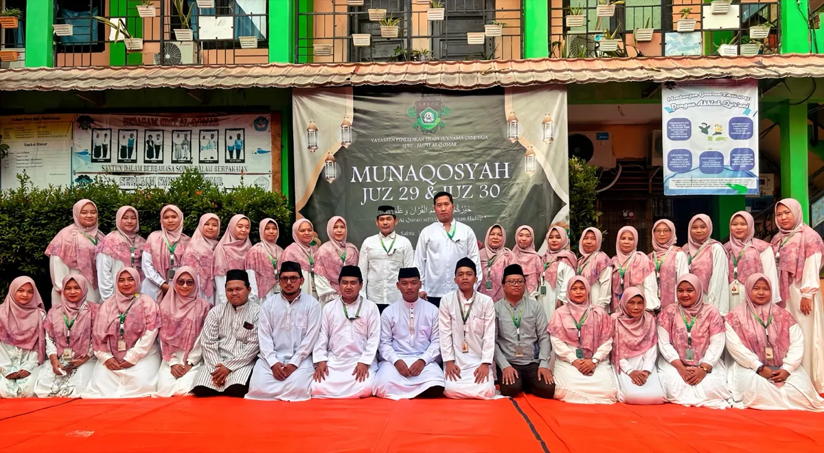 Dewan guru pada kegiatan Munaqosyah Juz 29 dan Juz 30